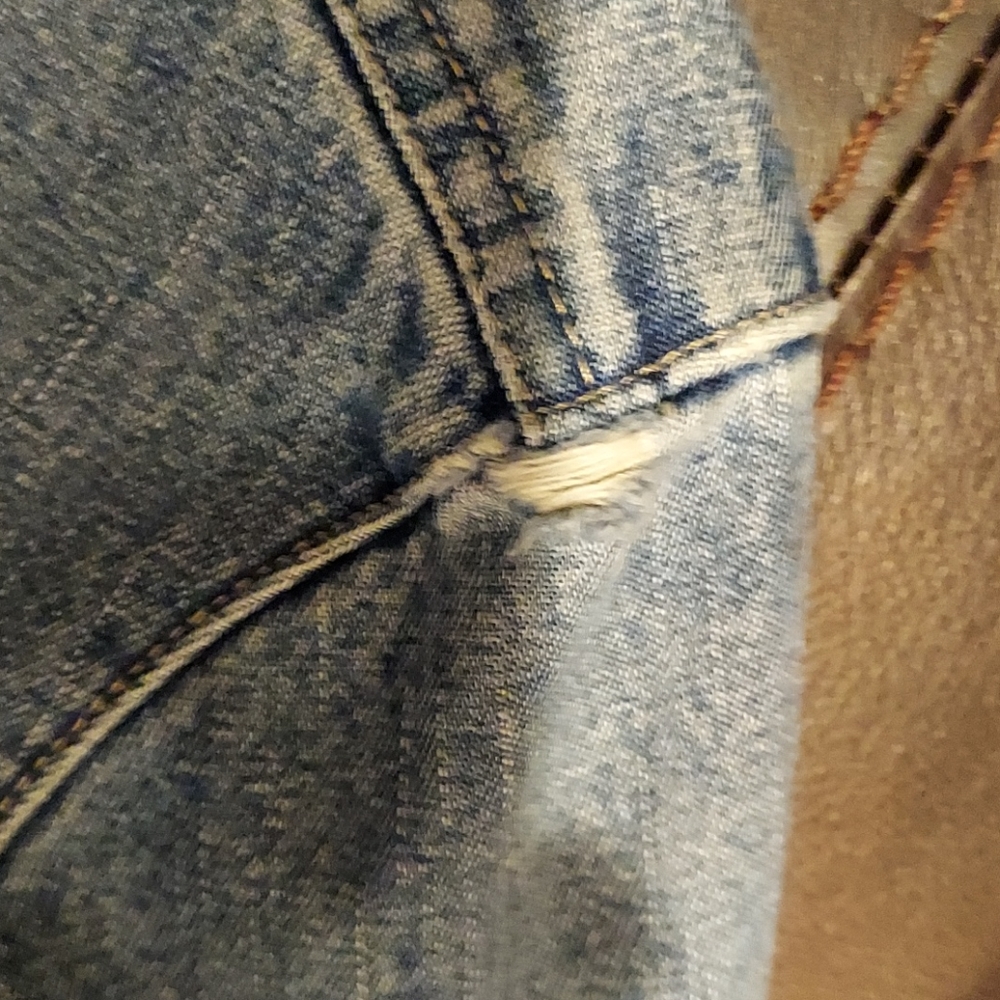 Denim jacket - Picture 3 of 5